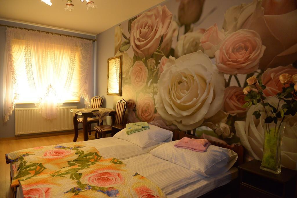Hotelik Pod Lwami Malaszewicze Duze Екстериор снимка
