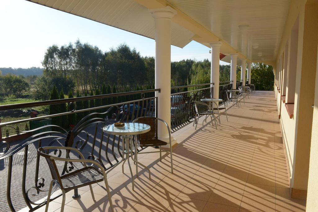 Hotelik Pod Lwami Malaszewicze Duze Екстериор снимка